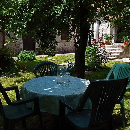 La Vecchia Casa Hotell Cetinje Eksteriør bilde
